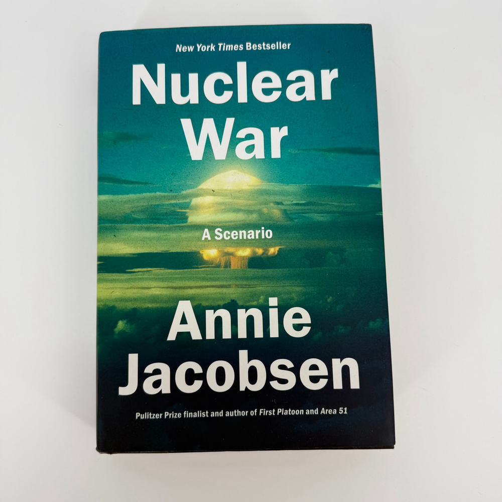 Nuclear War A Scenario, Annie Jacobsen hard cover, Good